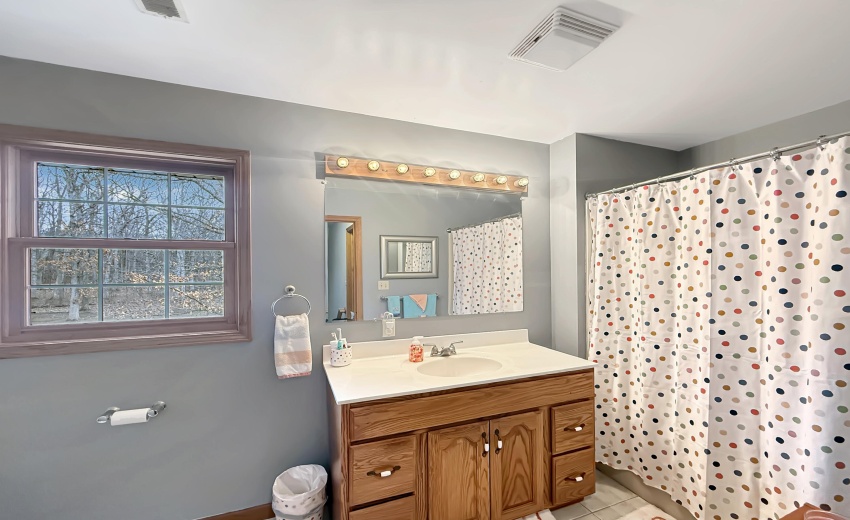 Upper bath