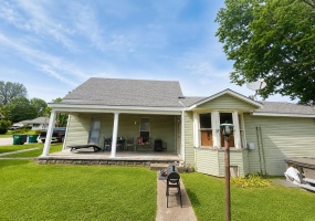 4803 Ohio Street, Clayton, Indiana, 3 Bedrooms Bedrooms, 6 Rooms Rooms,2 BathroomsBathrooms,Residential,For Sale,Ohio,NRA840333