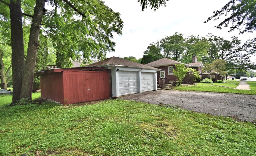 2 car garage
