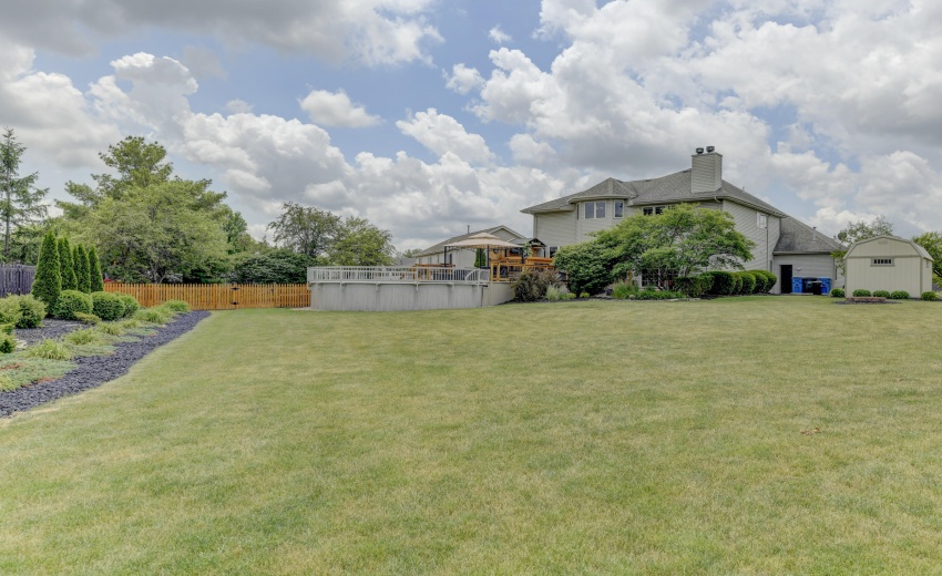 817 Robin Court-17