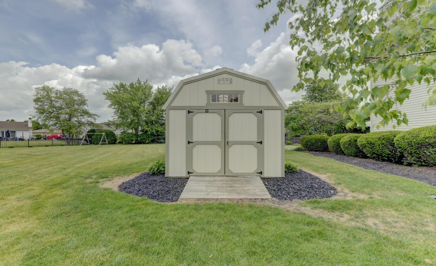 817 Robin Court-15