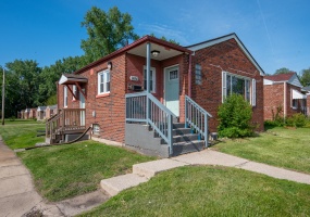 1450 35th Avenue, Gary, Indiana, 3 Bedrooms Bedrooms, 5 Rooms Rooms,2 BathroomsBathrooms,Residential,For Sale,35th,NRA840401 1450 35th Avenue, Gary, Indiana, 3 Bedrooms Bedrooms, 5 Rooms Rooms,2 BathroomsBathrooms,Residential,For Sale,35th,NRA840401