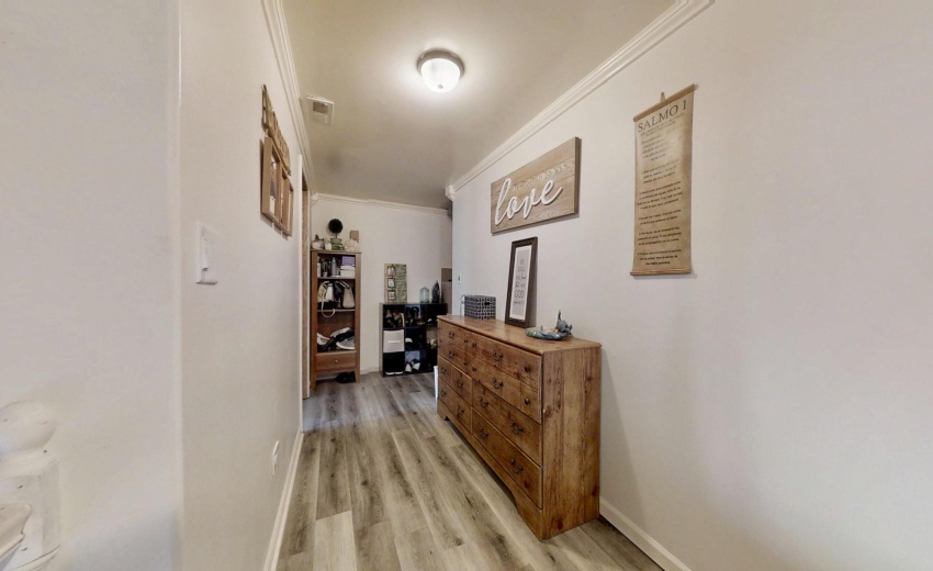 626-E-77th-06022026_184601
