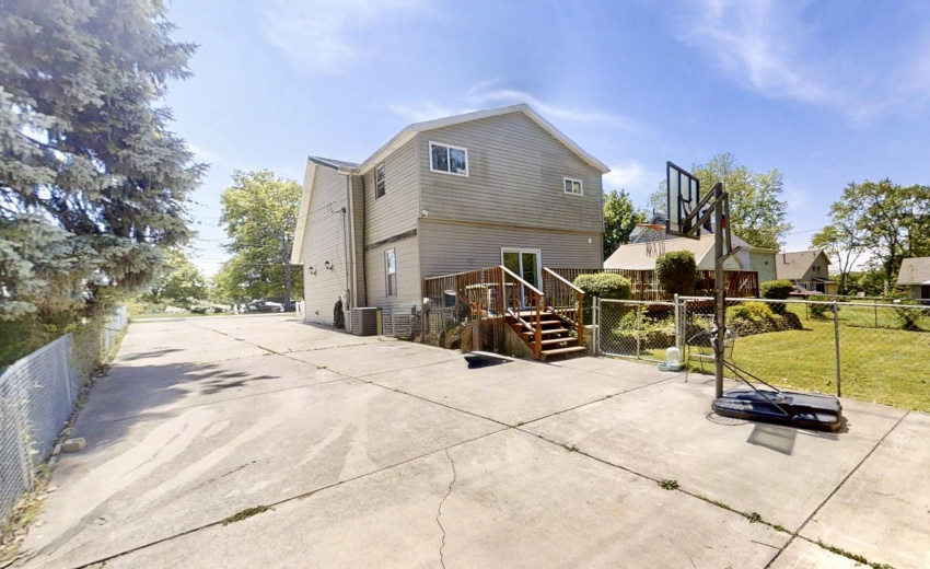 626-E-77th-06022026_183150
