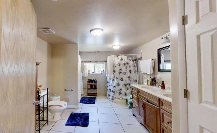 626-E-77th-06022026_184732