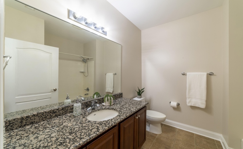 condo 2nd bathroom
