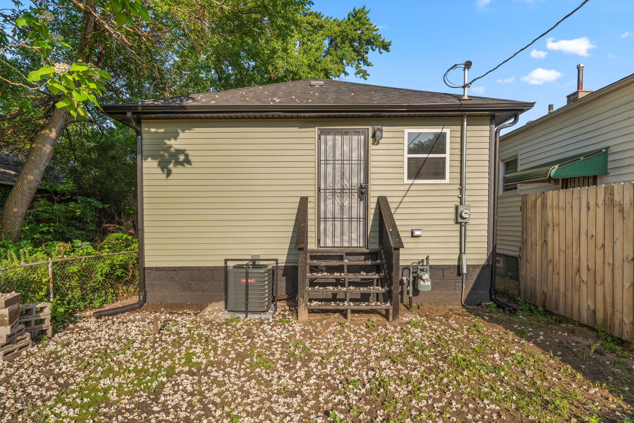22-web-or-mls-DSC00408