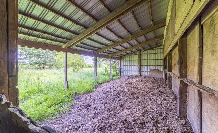 NSecondBarn129th0027
