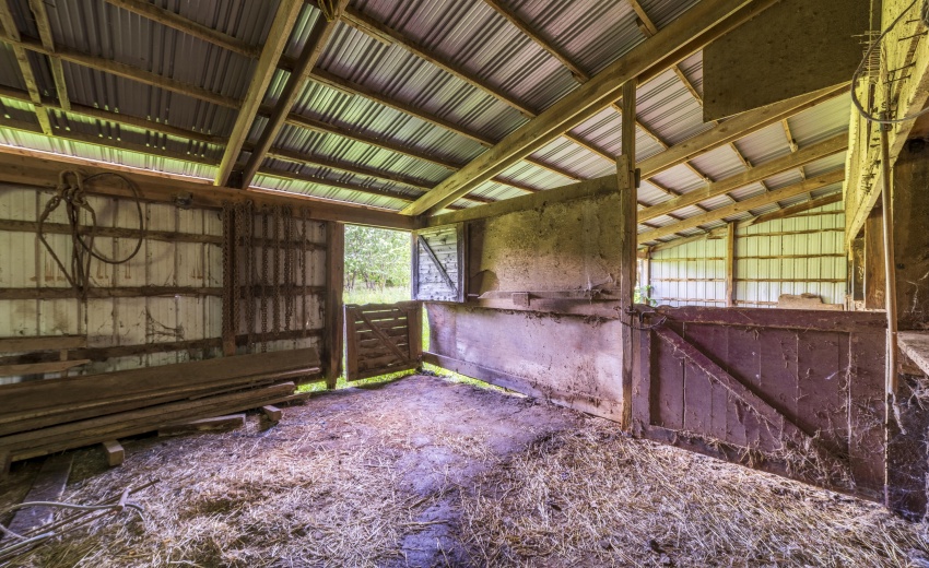 NSecondBarn129th0025