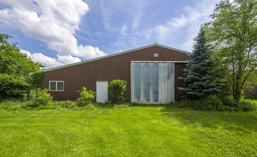 NSecondBarn129th0020