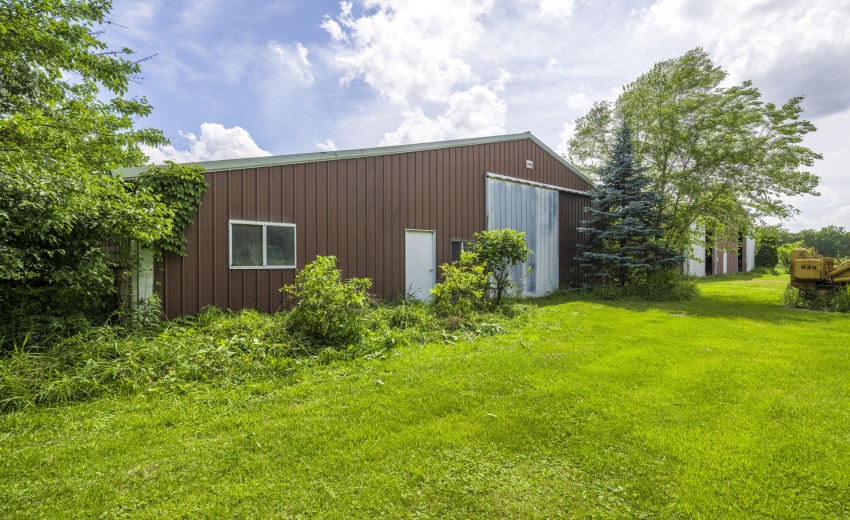 NSecondBarn129th0019