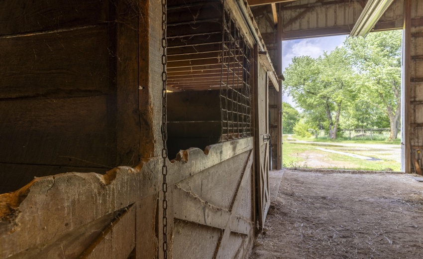 MFirstBarn129th0010