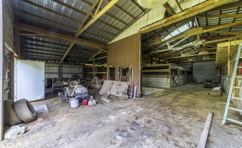 NSecondBarn129th0022