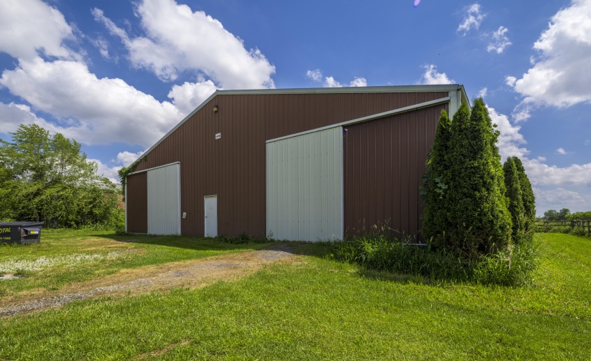 MFirstBarn129th0000