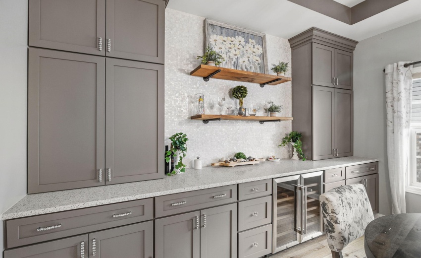 Gorgeous built-in dining room built-ins