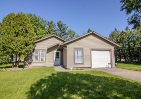 1280 300, Knox, Indiana, 3 Bedrooms Bedrooms, 7 Rooms Rooms,2 BathroomsBathrooms,Residential,For Sale,300,NRA839045