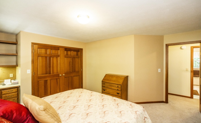 53254 Monticola_115