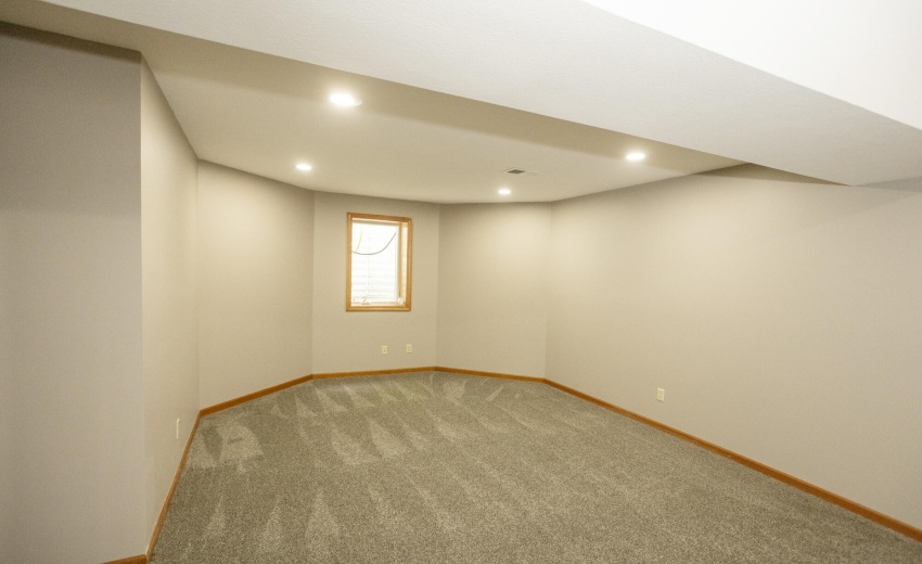 53254 Monticola_128