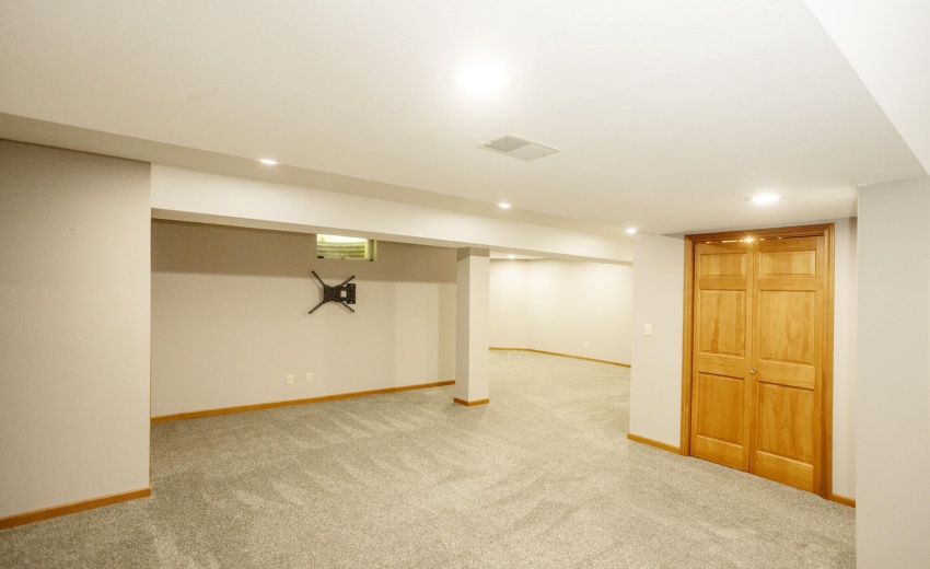 53254 Monticola_126