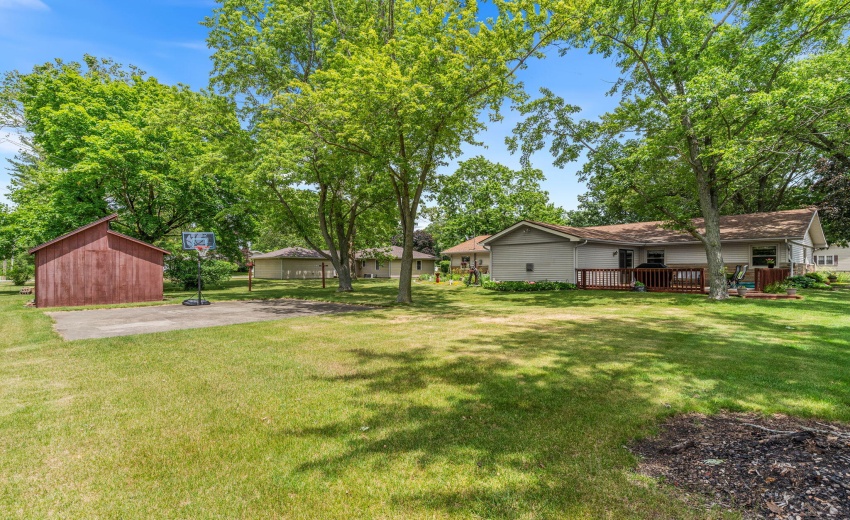 22-22 6175 S Division St North Judson IN