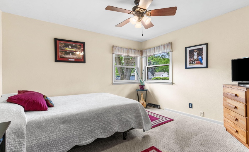 10-10 6175 S Division St North Judson IN