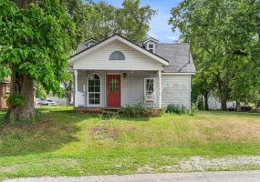 105 Arlington Avenue, North Judson, Indiana, 2 Bedrooms Bedrooms, 5 Rooms Rooms,1 BathroomBathrooms,Residential,For Sale,Arlington,NRA840732 105 Arlington Avenue, North Judson, Indiana, 2 Bedrooms Bedrooms, 5 Rooms Rooms,1 BathroomBathrooms,Residential,For Sale,Arlington,NRA840732