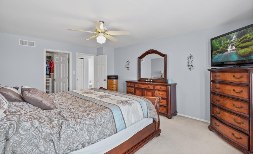 25-deerpath-24