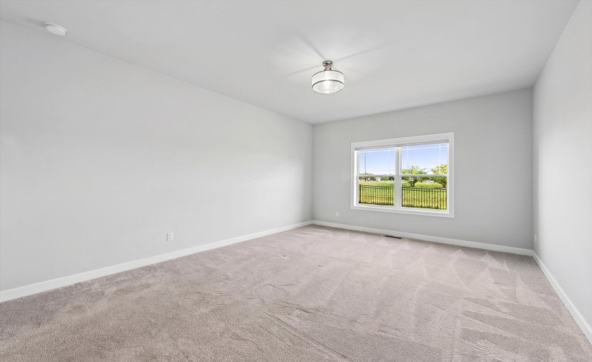 18-Primary Bedroom