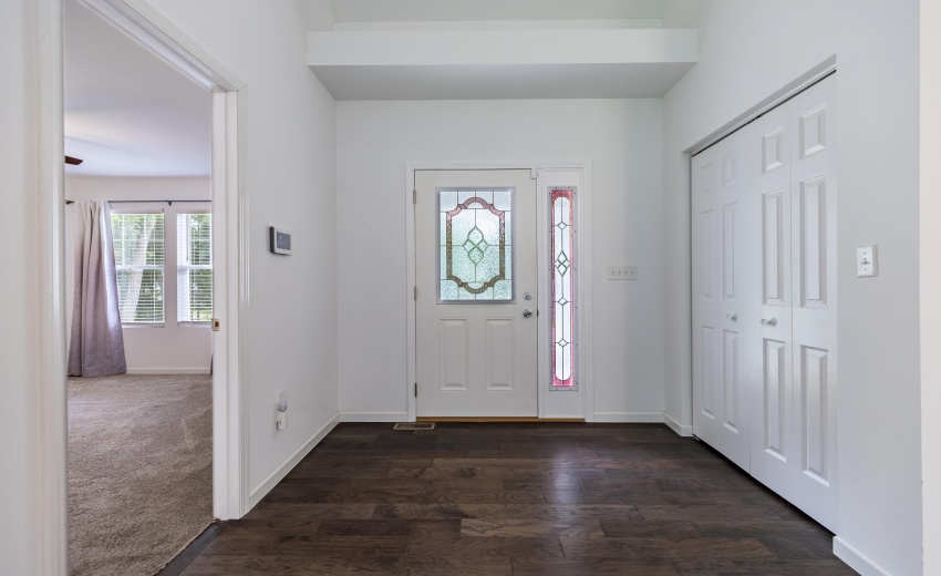 2352 Four Seasons Pkwy-14