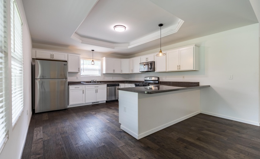 2352 Four Seasons Pkwy-15