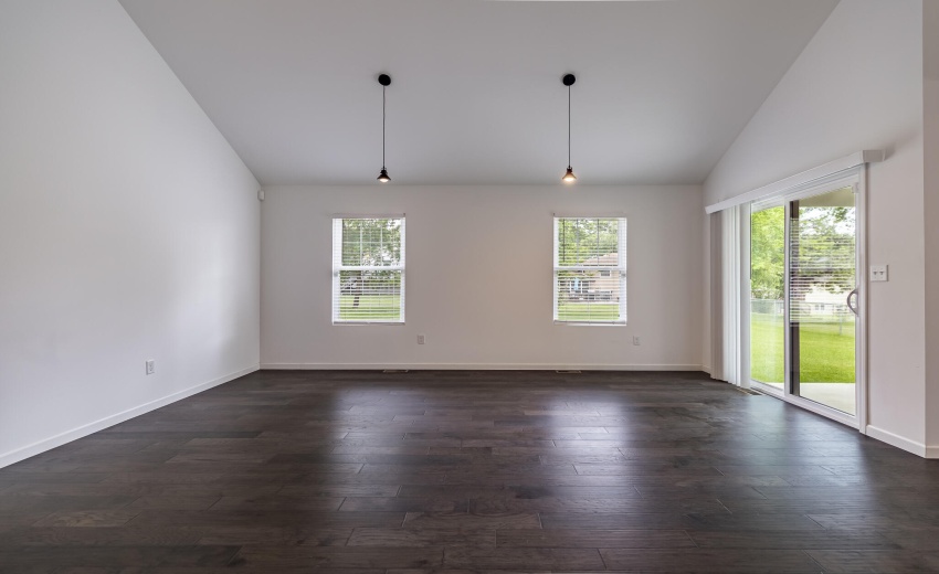 2352 Four Seasons Pkwy-23