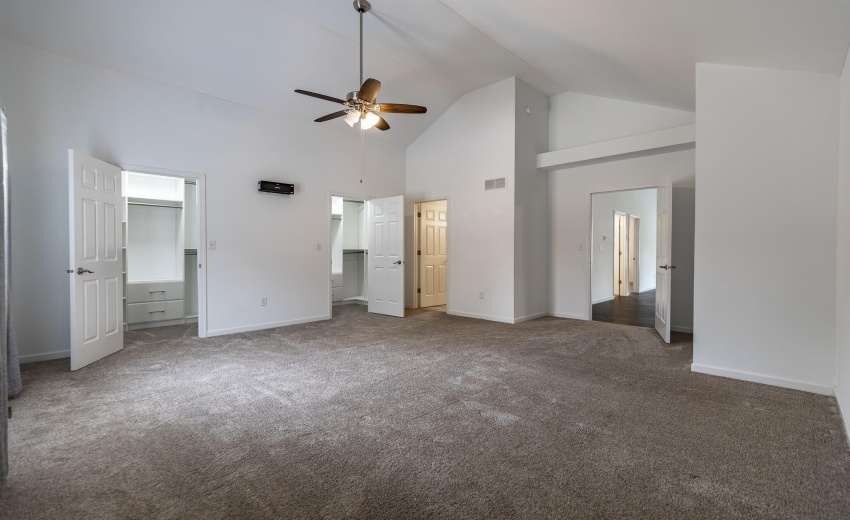2352 Four Seasons Pkwy-31