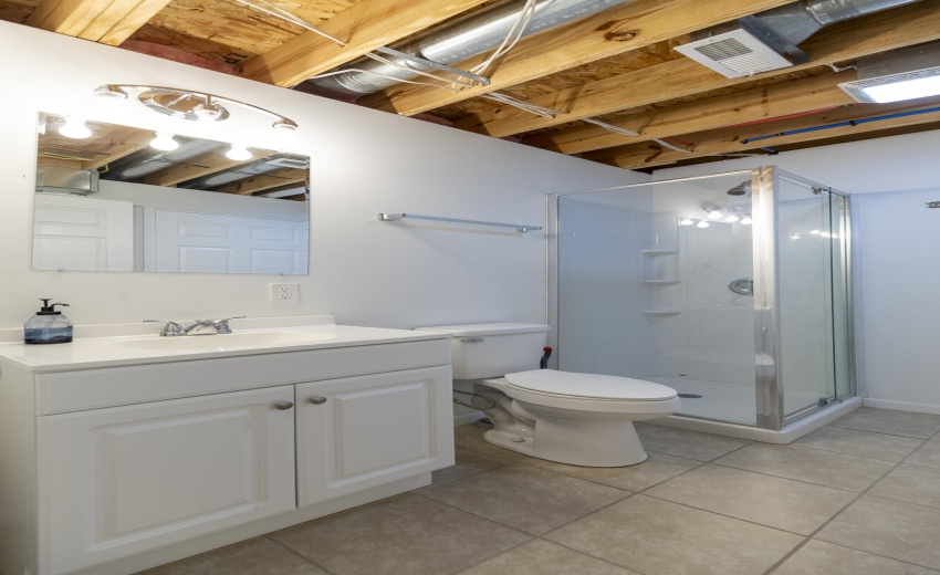 2352 Four Seasons Pkwy-42