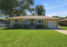 2725 Wells Street, Lake Station, Indiana, 3 Bedrooms Bedrooms, 5 Rooms Rooms,1 BathroomBathrooms,Residential,For Sale,Wells,NRA840773 2725 Wells Street, Lake Station, Indiana, 3 Bedrooms Bedrooms, 5 Rooms Rooms,1 BathroomBathrooms,Residential,For Sale,Wells,NRA840773