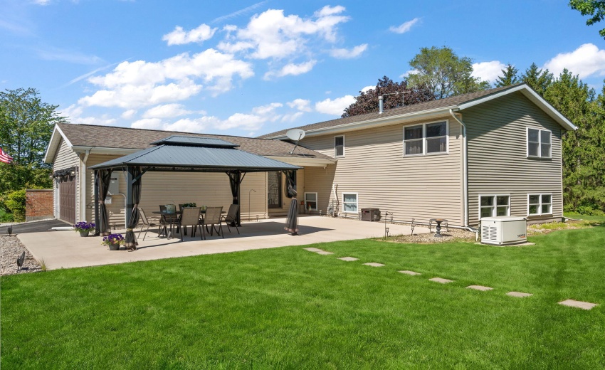 48-web-or-mls-DSC03993 (2)