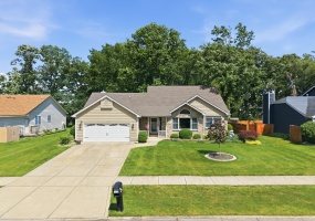 7621 Hamlin Street, Crown Point, Indiana, 3 Bedrooms Bedrooms, 12 Rooms Rooms,3 BathroomsBathrooms,Residential,For Sale,Hamlin,NRA840815 7621 Hamlin Street, Crown Point, Indiana, 3 Bedrooms Bedrooms, 12 Rooms Rooms,3 BathroomsBathrooms,Residential,For Sale,Hamlin,NRA840815