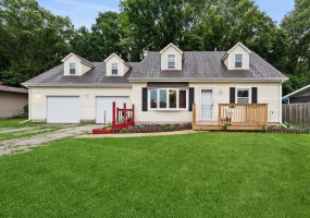 371 550, Valparaiso, Indiana, 4 Bedrooms Bedrooms, 7 Rooms Rooms,2 BathroomsBathrooms,Residential,For Sale,550,NRA840927