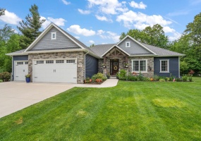 10186 Rustic Drive, DeMotte, Indiana, 6 Bedrooms Bedrooms, 15 Rooms Rooms,4 BathroomsBathrooms,Residential,For Sale,Rustic,NRA839805