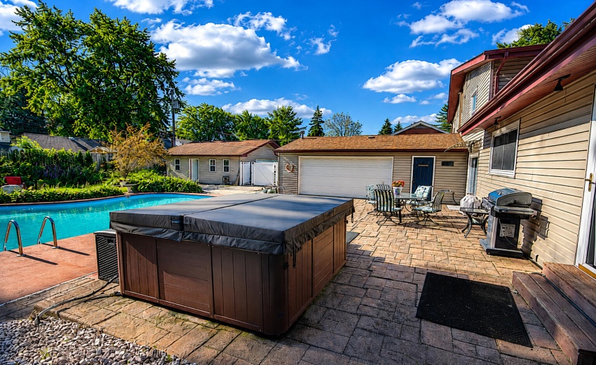 8205 Oakwood Ave, Munster, IN 7
