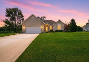 518 Golden Rain Court, DeMotte, Indiana, 3 Bedrooms Bedrooms, 10 Rooms Rooms,3 BathroomsBathrooms,Residential,For Sale,Golden Rain,NRA841008
