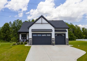 539 Scenic View Avenue, Valparaiso, Indiana, 2 Bedrooms Bedrooms, 6 Rooms Rooms,2 BathroomsBathrooms,Residential,For Sale,Scenic View,NRA841051