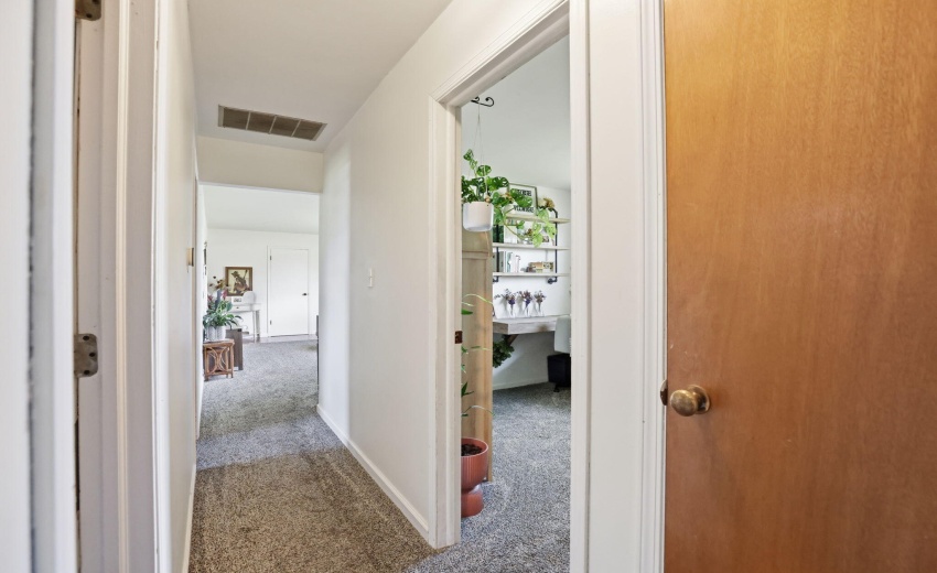 25-web-or-mls-520-e-pike-st