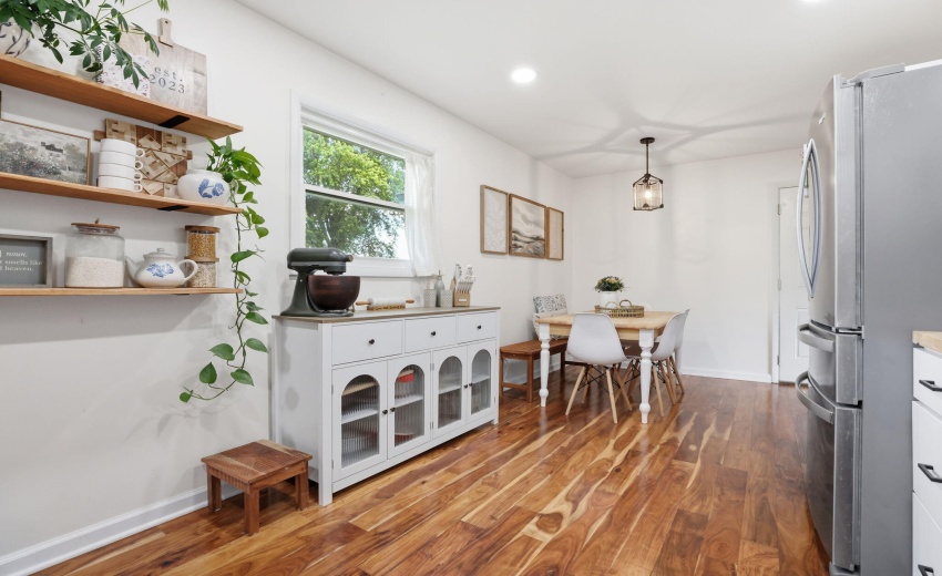 16-web-or-mls-520-e-pike-st