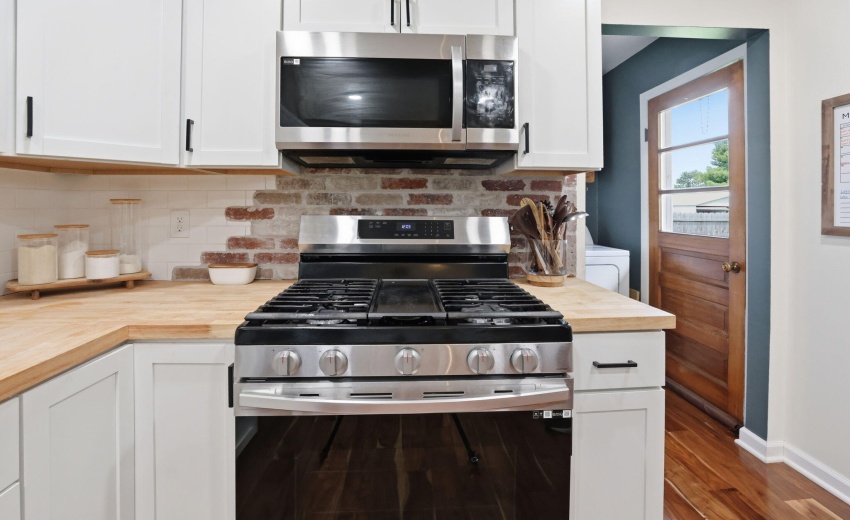 11-web-or-mls-520-e-pike-st