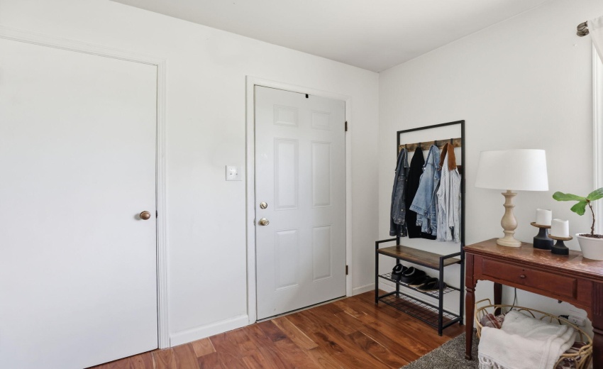 5-web-or-mls-520-e-pike-st