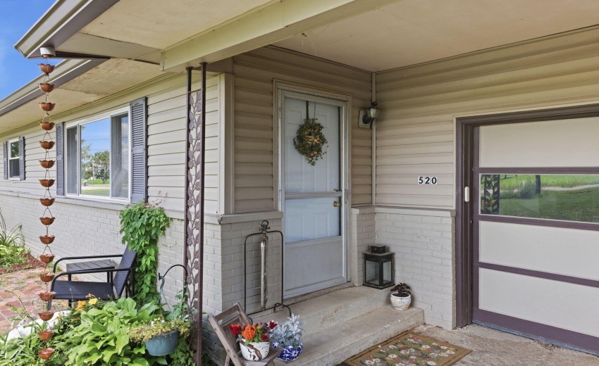 4-web-or-mls-520-e-pike-st
