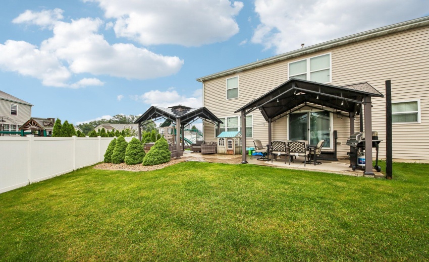 58-web-or-mls-E 130th Ln-S2206-058