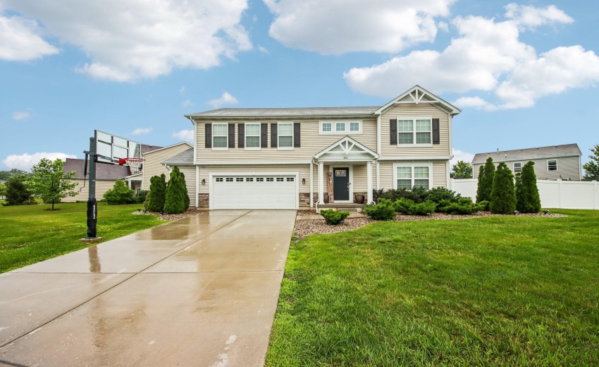 2-web-or-mls-E 130th Ln-S2206-002