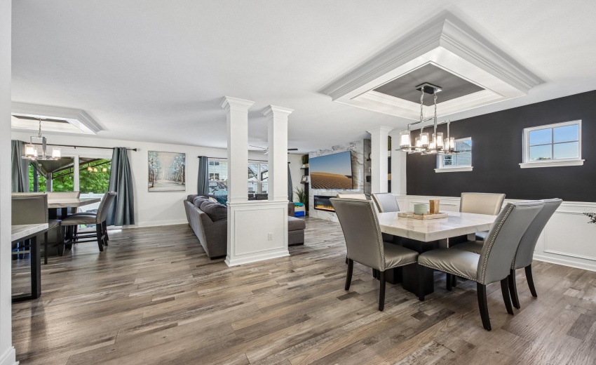 12-web-or-mls-E 130th Ln-S2206-012