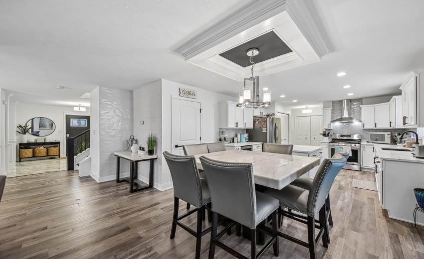 15-web-or-mls-E 130th Ln-S2206-015